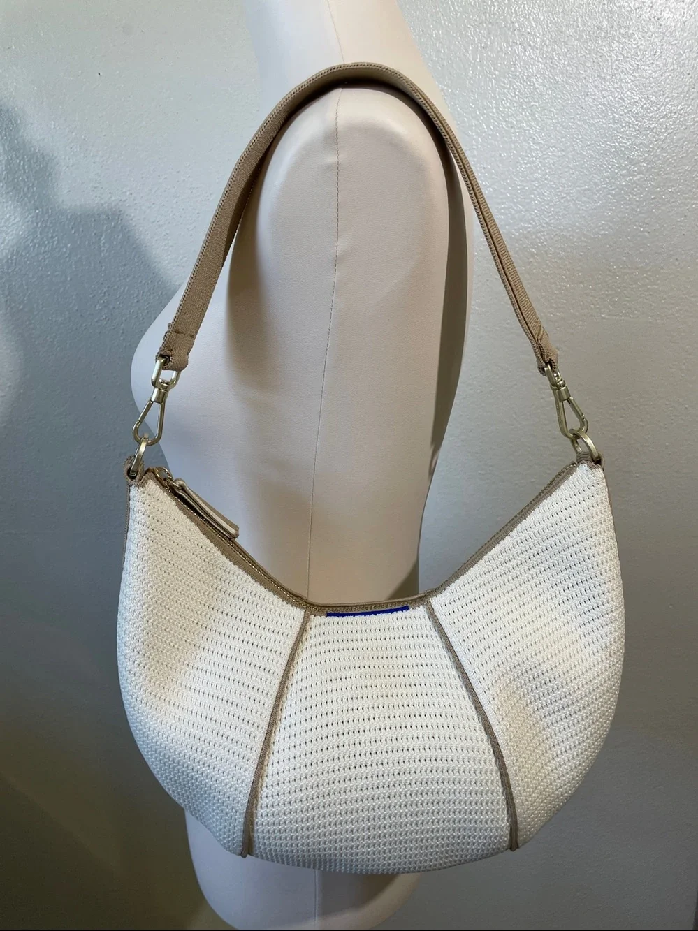 Coastal Quiet Luxury Woven Hobo Shoulder Bag Cream Tan Rothy’s The Crescent Bag